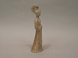 Figures, Unglazed pottery; only b: pottery, unglazed, whitish with traces of polychrome, China