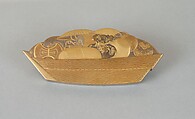 Treasure Boat-shaped Incense Box [Kōgō], Lacquered wood, gold and maki-e lacquer, Japan