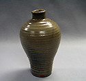 Meiping vase, Stoneware with celadon glaze (Longquan ware), China