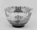 Bowl, Clay covered with slip and a transparent crackled glaze decorated with polychrome enamels (Banko ware), Japan