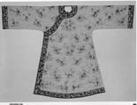 Woman's Informal Robe with Pattern of Begonias, Silk tapestry (kesi), China