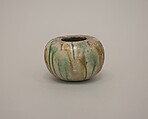 Miniature alms bowl, Earthenware with polychrome glaze (Sancai ware), China