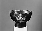 Bowl, Wood with red- and gold-lacquer decoration on black lacquer, Japan