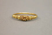 Ring with Ribbed and Notched Hoop, Gold, Indonesia (Java)
