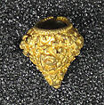 Earring cast with Mount Meru, Gold, Indonesia (Central Java)