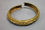 Bracelet, Repousse with Bar and Peony, Gold, Indonesia (Central Java)