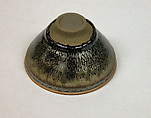 Tea bowl with “oil-spot” and “hare’s-fur” decoration, Kamada Kōji (Japanese, born 1948) active in Kyoto, Stoneware with iron-oxide glazes, Japan