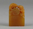 Square Seal with Knob In the Shape of Three Felines, Shoushan soapstone (tianhuang), China