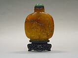 Snuff Bottle with Stopper, Rock amber with green jadeite stopper, China