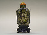 Snuff Bottle, Hair crystal with red glass stopper, China