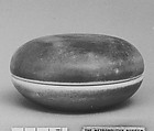 Seal paste box, Porcelain with peachbloom glaze (Jingdezhen ware), China