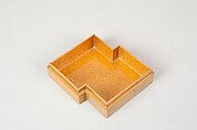 Box with tray, Gold lacquer, Japan