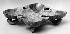 Dish in the shape of flower, Earthenware with three color (sancai) glaze, China