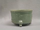 Incense burner with characters "longevity, mountain, fortune, sea" (shou shan fu hai), Stoneware with celadon glaze (Longquan ware), China