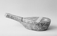 Covered Incense Box, White crackled porcelain decorated with blue under the glaze (Awata ware), Japan