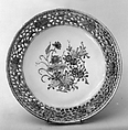 Saucer with floral patterns, Porcelain painted in overglaze polychrome enamels and with openwork decoration (Jingdezhen ware), China