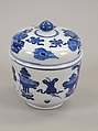 Covered jar with "Hundred Antique" pattern, Porcelain painted in underglaze cobalt blue (Jingdezhen ware), China