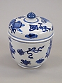 Covered jar with "Hundred Antique" pattern, Porcelain painted in underglaze cobalt blue (Jingdezhen ware), China