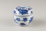 Covered Box, Porcelain decorated in underglaze blue, China