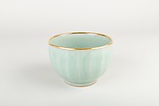 Bowl, Porcelanous ware with celadon glaze (Longquan ware), China