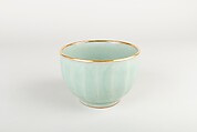 Bowl, Porcelanous ware with celadon glaze (Longquan ware), China