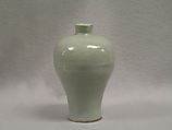 Meiping vase with floral patterns, Stonware with incised decoration under celadon glaze (Longquan ware), China