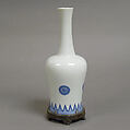 Bottle vase with archaic-style pattern, Porcelain painted in underglaze cobalt blue (Jingdezhen ware), China