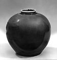 Jar, Porcelain with peach bloom glaze (Jingdezhen ware), China