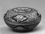 Box with Cover, Porcelain painted in underglaze cobalt  blue (Jingdezhen ware), China