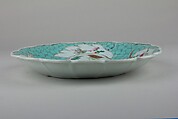 Dish, Porcelain painted in underglaze blue and overglaze polychrome enamels, China