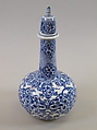 Covered ewer with floral patterns, Porcelain painted in underglaze cobalt blue (Jingdezhen ware), China