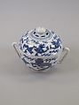 Covered bowl with dragons, Porcelain painted in underglaze cobalt blue (Jingdezhen ware), China