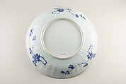 Plate with flower basket, Porcelain painted in underglaze cobalt blue (Jingdezhen ware), China