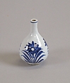 Bottle, Porcelain painted in underglaze blue, China