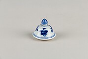 Cover, Porcelain painted in underglaze blue, China