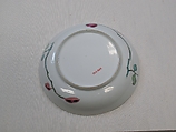 Saucer with birds and flowers, Porcelain painted in overglaze polychrome enamels (Jingdezhen ware), China