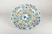 Plate with human figures, Porcelain painted in underglaze cobalt blue and overglaze polychrome enamels (Jingdezhen ware), China