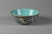Bowl with Daoist immortals and waves, Porcelain painted in polychrome enamels on the biscuit, China