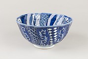 Bowl with geometric pattern, Porcelain painted in underglaze cobalt blue (Jingdezhen ware), China