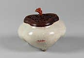 Incense Burner with Cover, Porcelain with crackled glaze, China