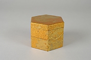 Two-Tiered Incense Box, Takamakie, hiramakie, nashiji, red lacquer, red powder for crane's head, Japan