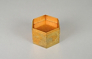 Two-Tiered Incense Box, Takamakie, hiramakie, nashiji, red lacquer, red powder for crane's head, Japan