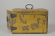 Small Chest, Gold, silver hiramaki-e, takamaki-e, cut-out gold foil application on gold ground, Japan