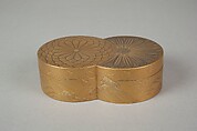 Incense Box in Shape of Overlapped Chrysanthemums; The Chrysanthemum Youth (Inside Tray), Gold, silver hiramaki-e, takamaki-e on gold ground, Japan