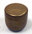 Circular Box, Lacquer decorated with gold, Japan