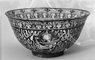 Bowl with Thai celestial beings, Porcelain painted in overglaze polychrome enamels (Bencharong ware for Thai market ), China