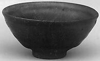 Teabowl, Clay covered with a Tenmoku glaze (Seto ware), Japan