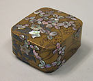 Box with Design of Bellflower and Bush Clover, Style of Ogata Kōrin (Japanese, 1658–1716), Gold inlaid with mother-of-pearl and tin