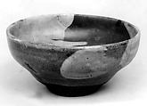 Teabowl, Clay covered with a transparent crackled glaze over patches of white slip (Kiyomizu ware), Japan