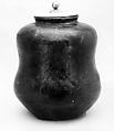Tea Jar, Clay covered with a glaze and transparent overglaze; right-handed itogiri (Karatsu ware), Japan